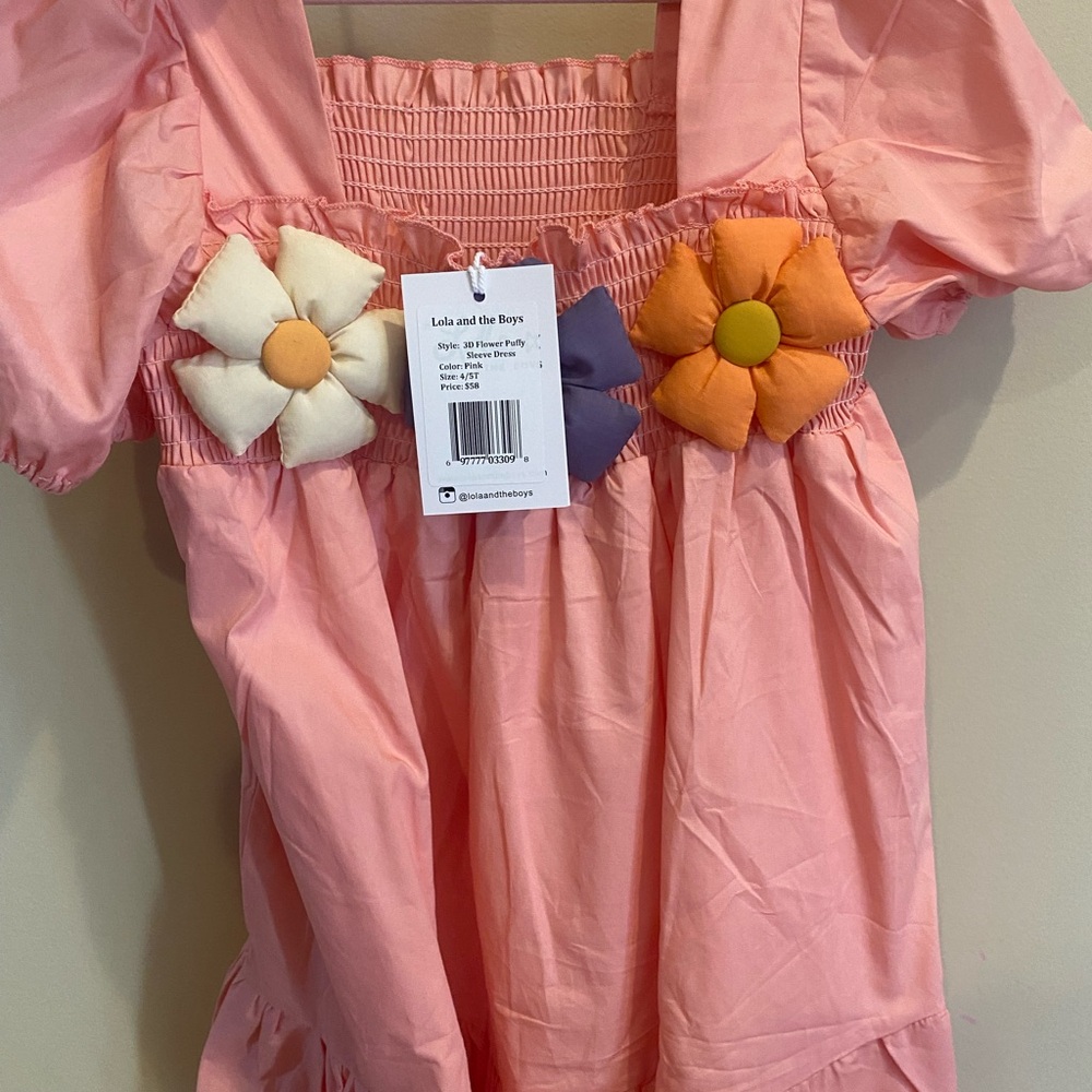 Lola + the Boys NWT Puff Floral Dress